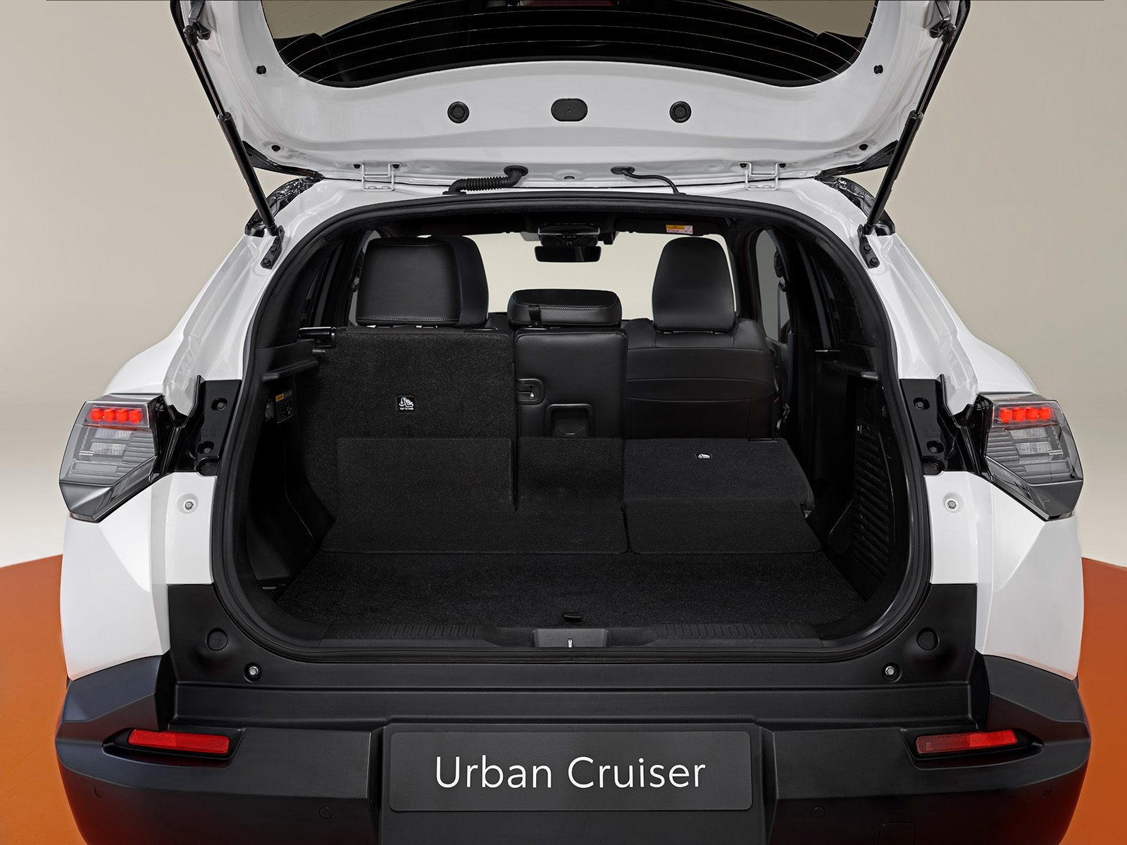 urban_cruiser_int_013-1600x1200.jpg