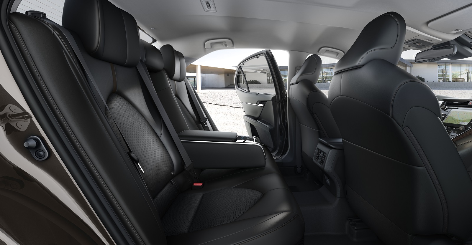 Toyota Camry 1600X832