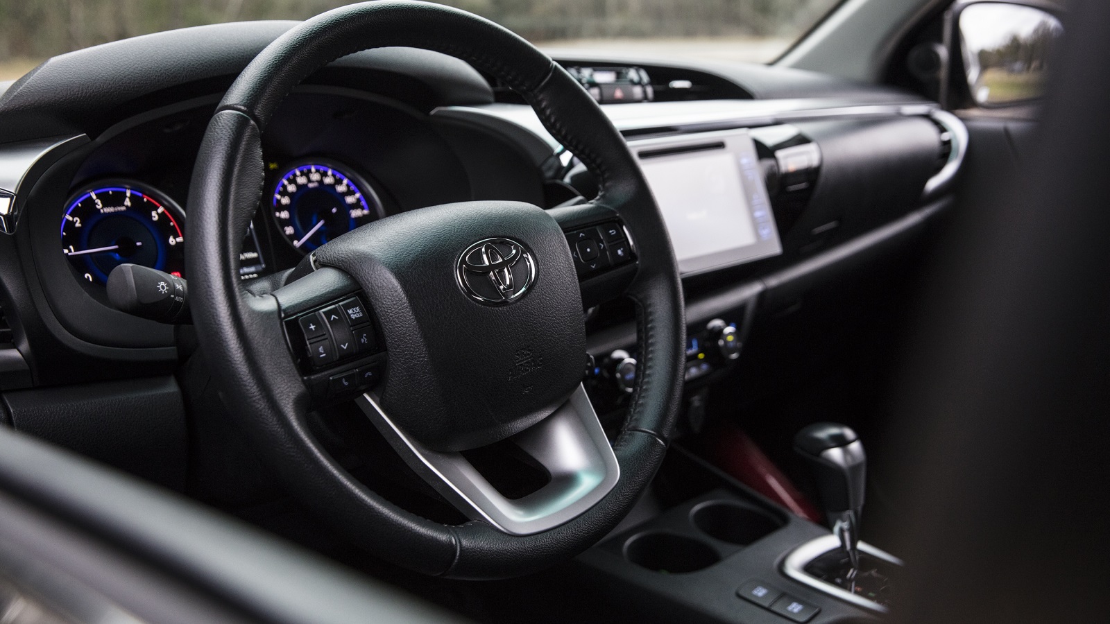 Toyota Hilux Rat 1600X900