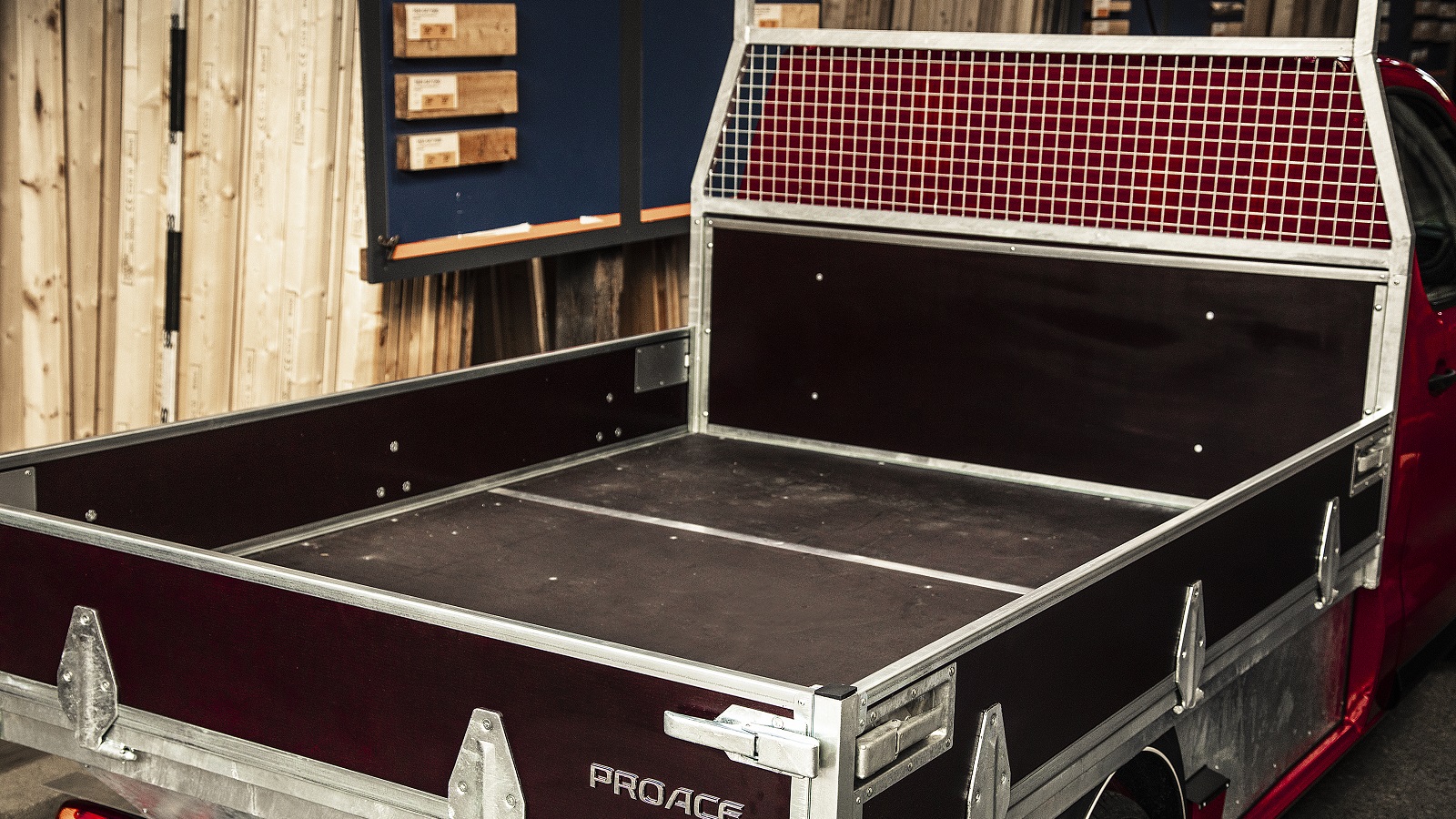 Toyota Proace Chassis Bag 1600X900