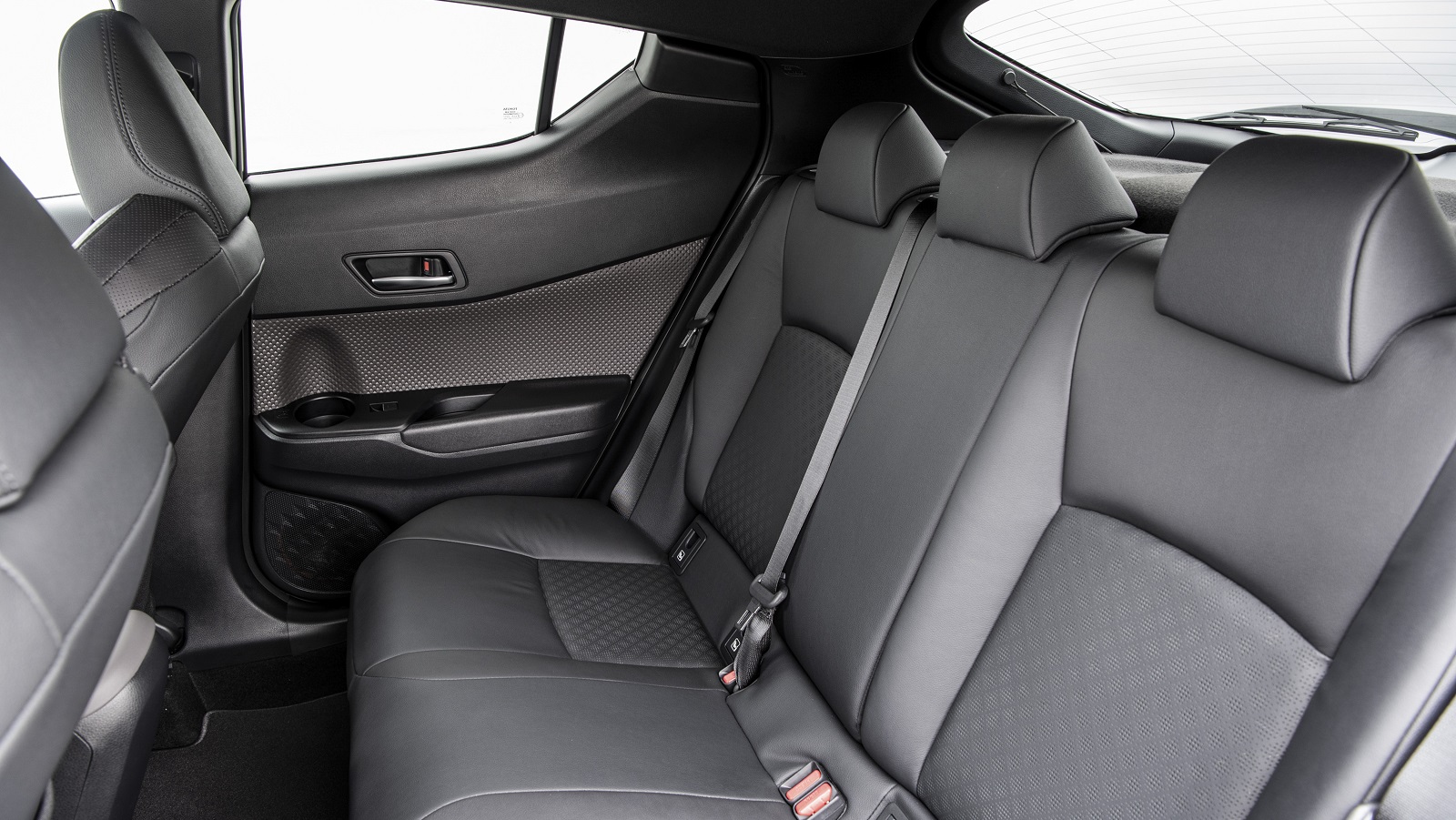 2020 Toyota C Hr Int 1 1600X900