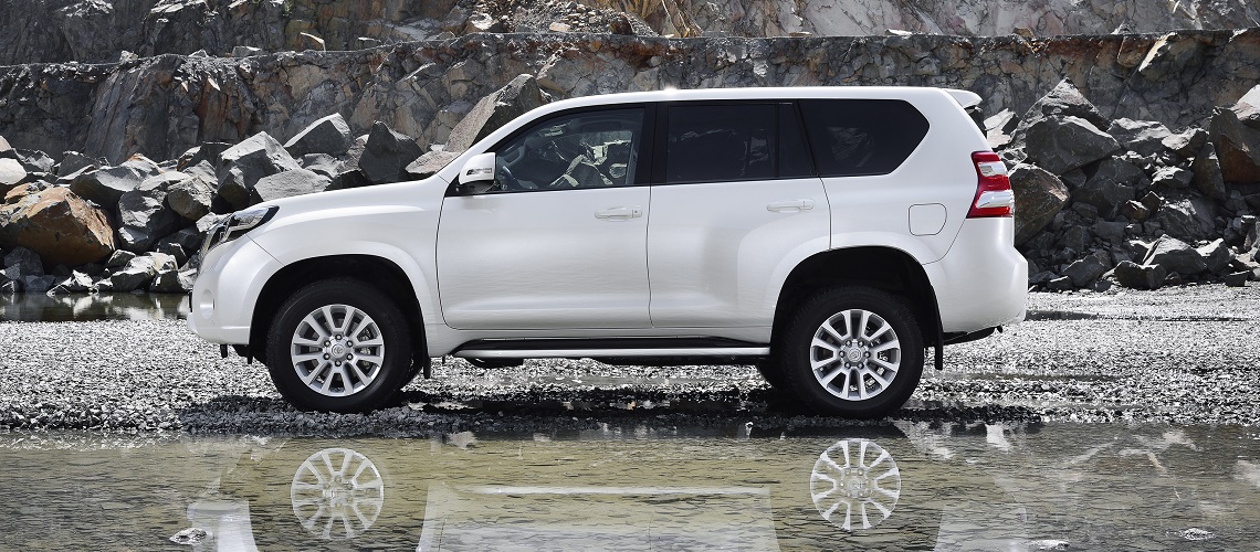 Land Cruiser 150 2013 Side Hvid Vand 1140X500