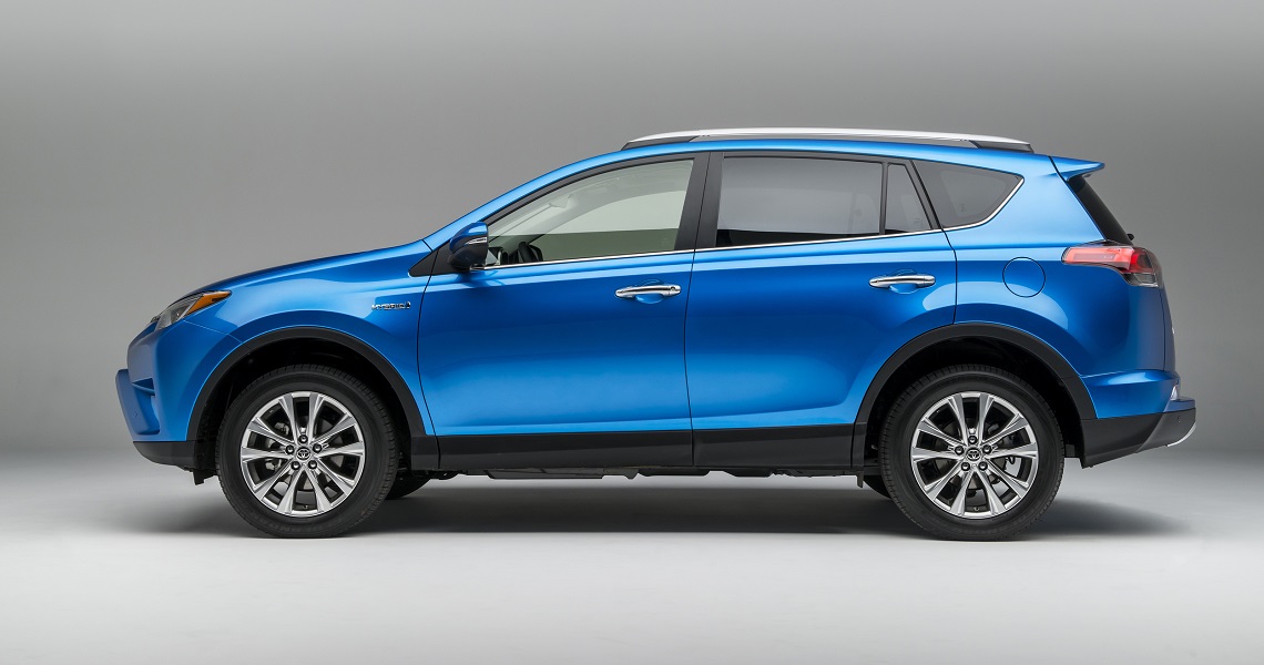 Toyota Rav4 2016 Hybrid Side Blaa 1140X600