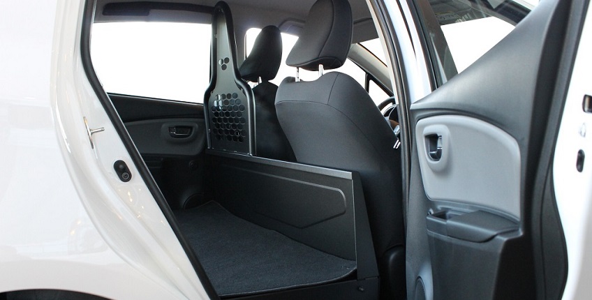 Yaris Van 2014 Side Hvid 2 Fritlagt 848X430