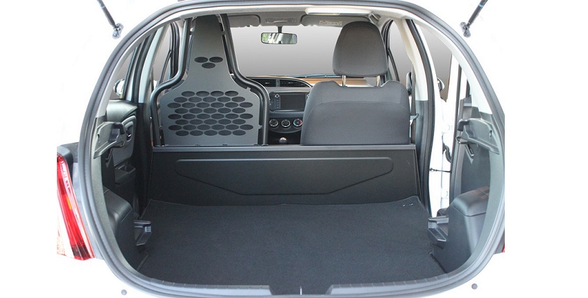 Yaris Van 2014 Bag Hvid Varereum 2 Fritlagt 848X430