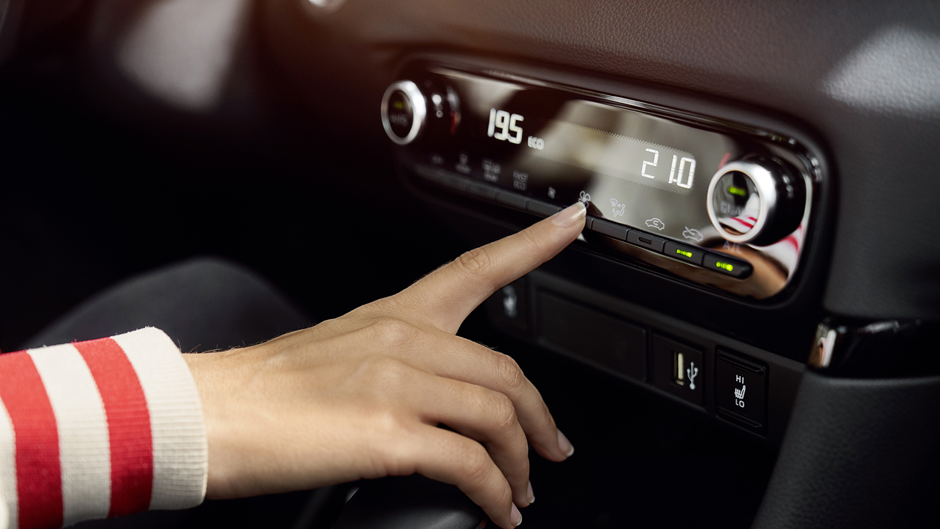 2020 Yaris Hybrid Klimanlæg Tryk 1900X1069