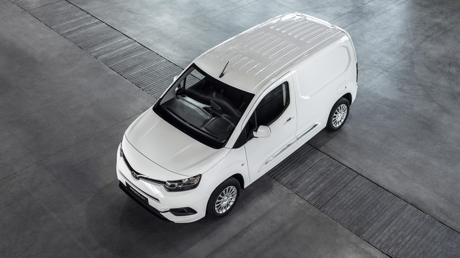 Toyota Proace City Front Oppe Fra 1600X900