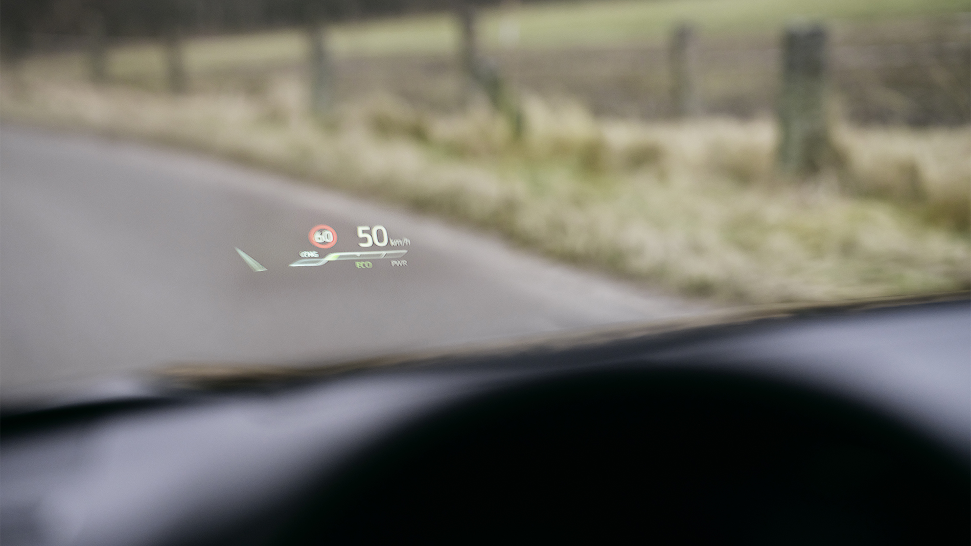 2020 Rav 4 Plug In Hybrid Screen Display 1900X1069