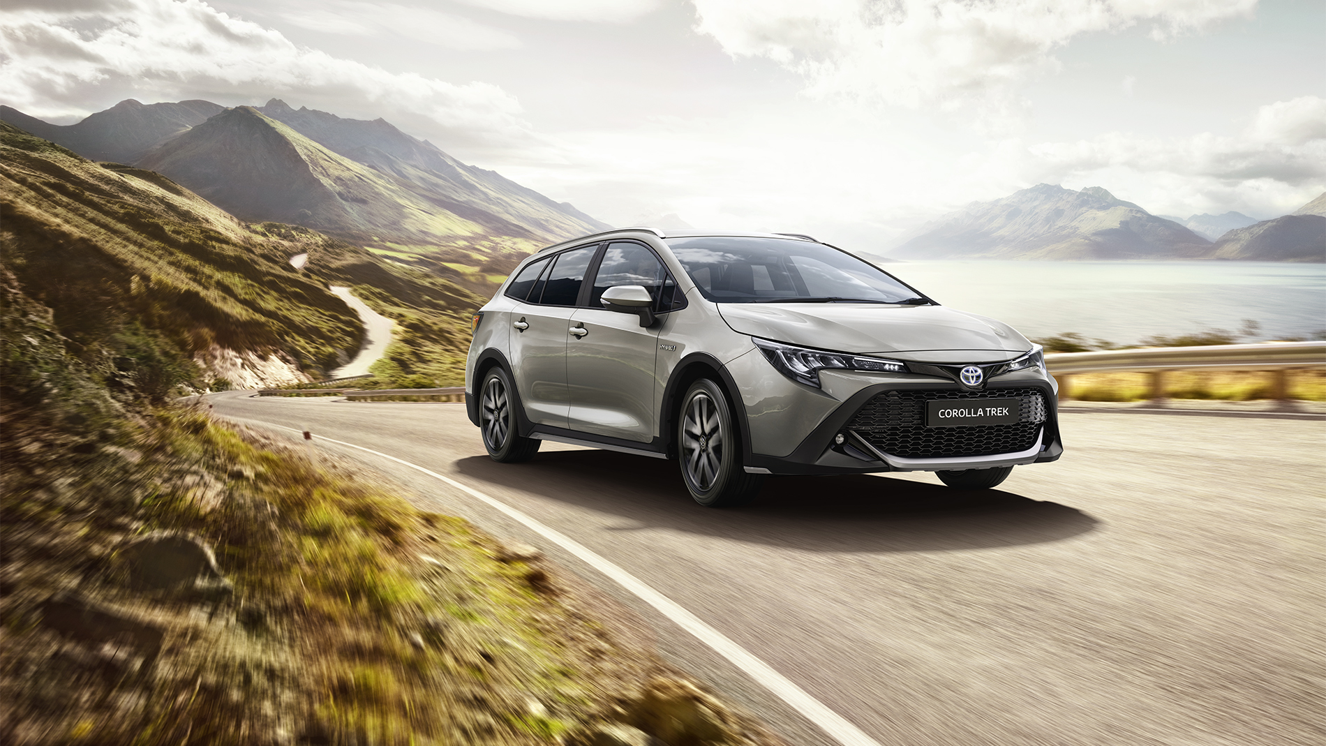 2020 Corolla Touring Sports Bjerge 1900X1069