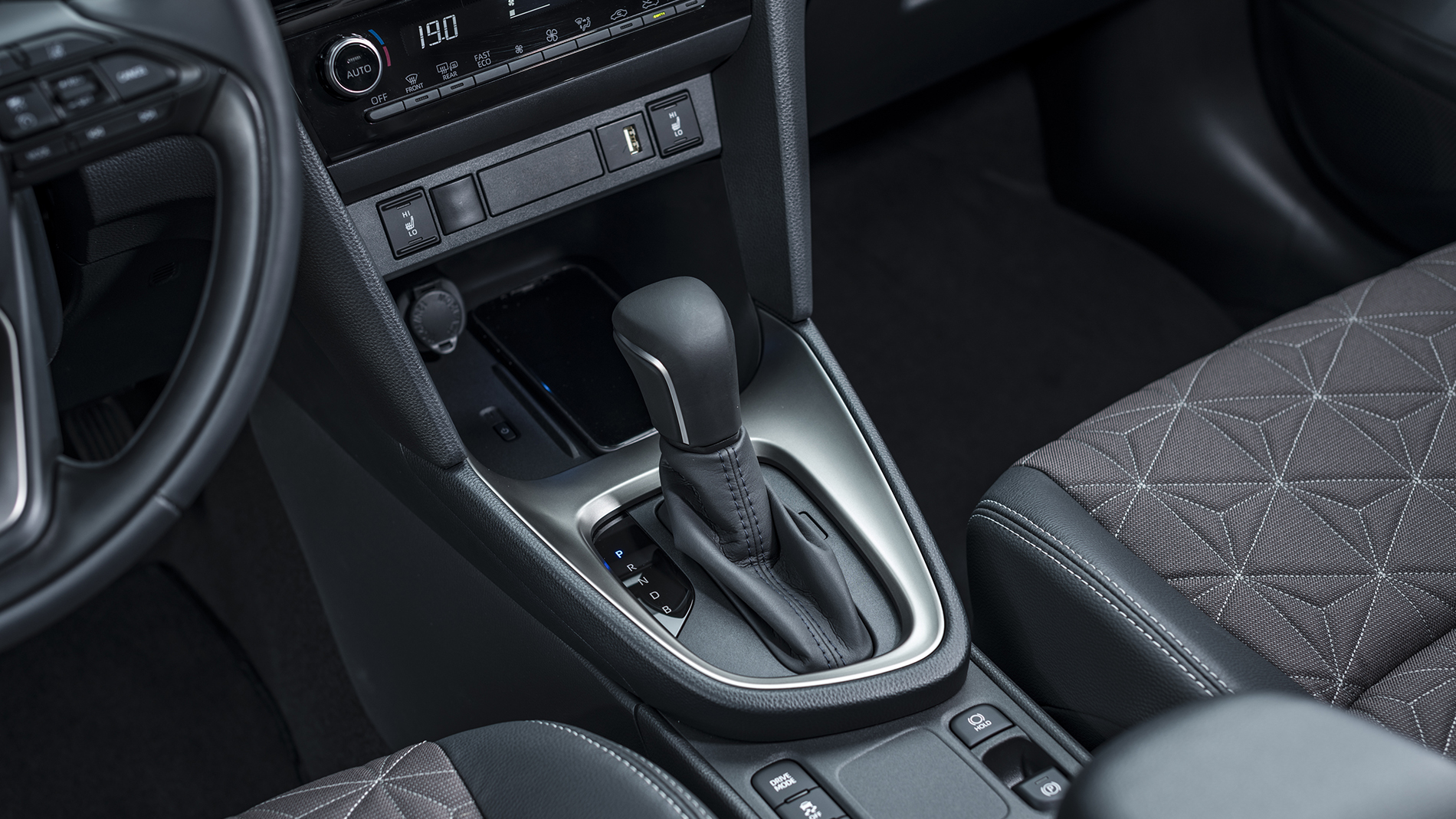 Yaris Cross Elegant Dpl 2021 Detail 006 2