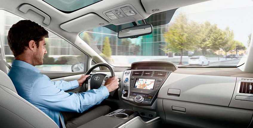 Toyota Prius Plus 2012 Interioer 848X430 Ny