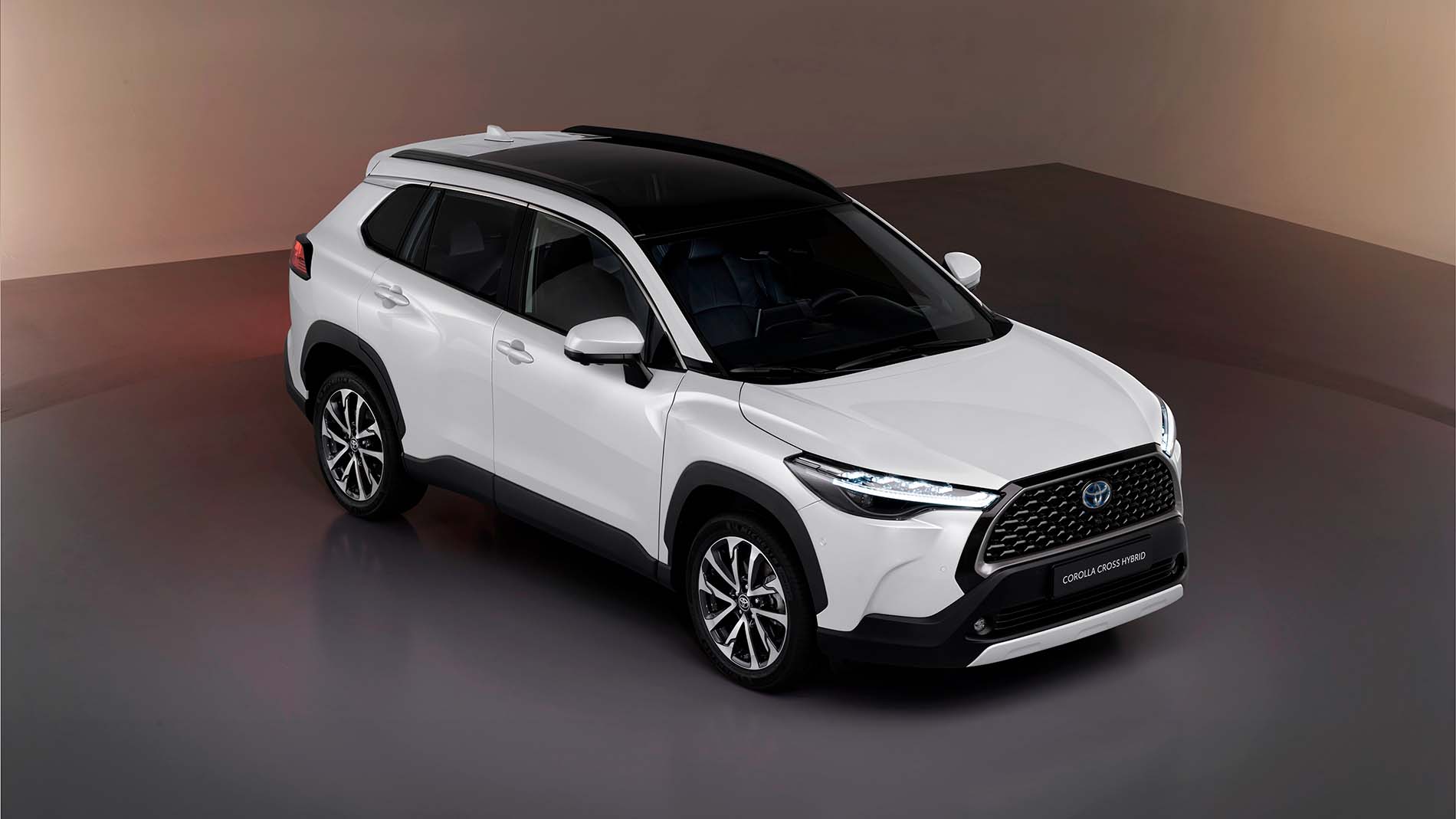 Toyota Corolla Cross Galleri 1900X1069 3 Jp